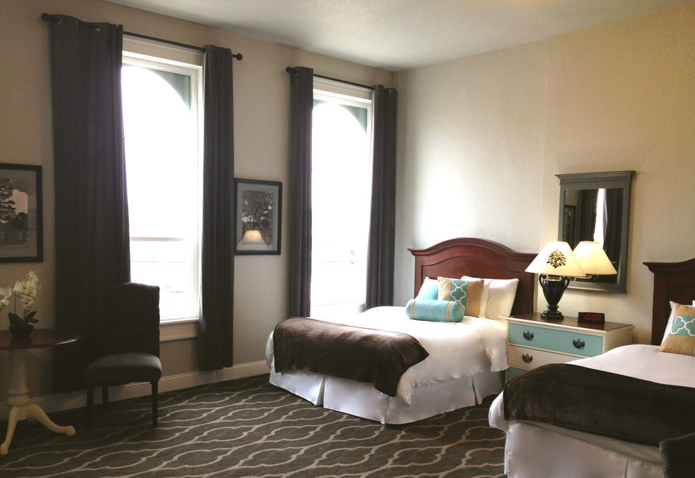 The Dilworth Inn Gonzales Ngoại thất bức ảnh