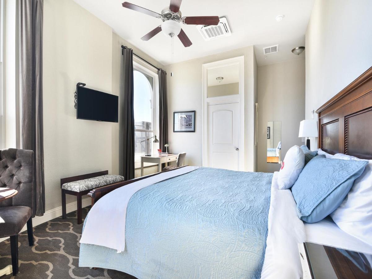 The Dilworth Inn Gonzales Ngoại thất bức ảnh