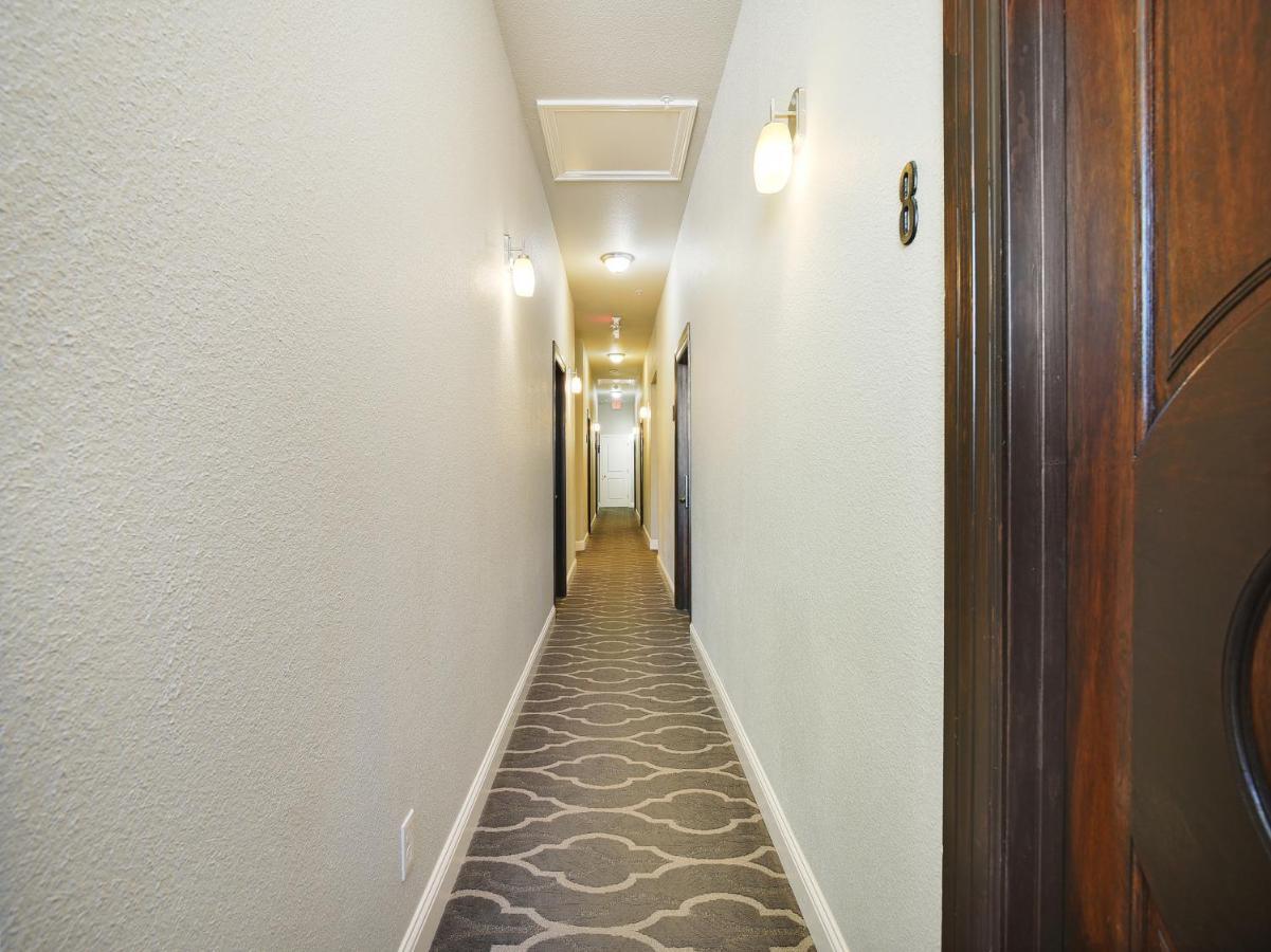 The Dilworth Inn Gonzales Ngoại thất bức ảnh