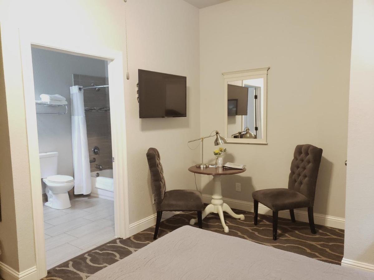The Dilworth Inn Gonzales Ngoại thất bức ảnh